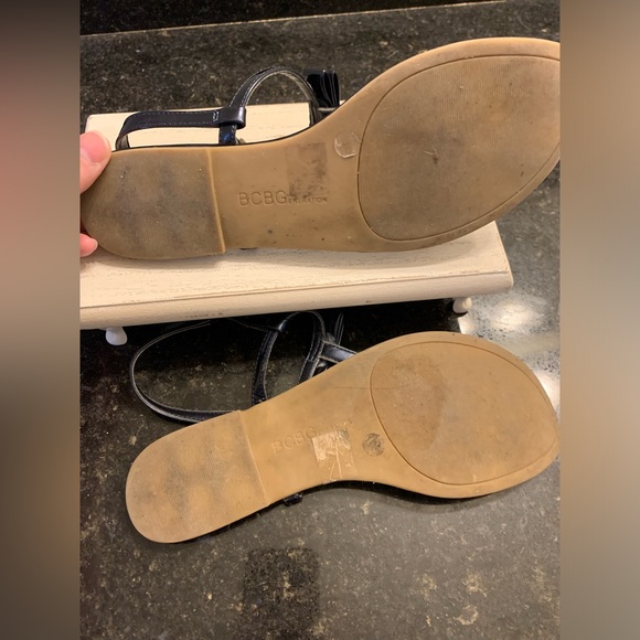 BCBG navy blue sandals - Picture 4 of 4
